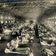 Pacientes con influenza en un hospital temporal en Kansas, 1918.